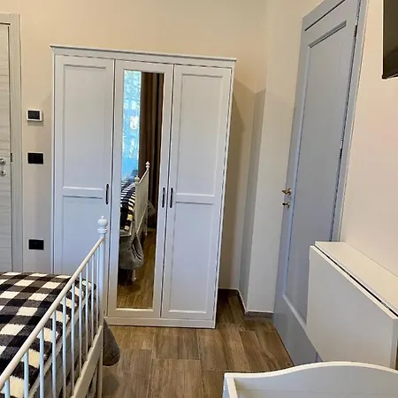 Staziona E Dormi 3* Камильятелло-Силано