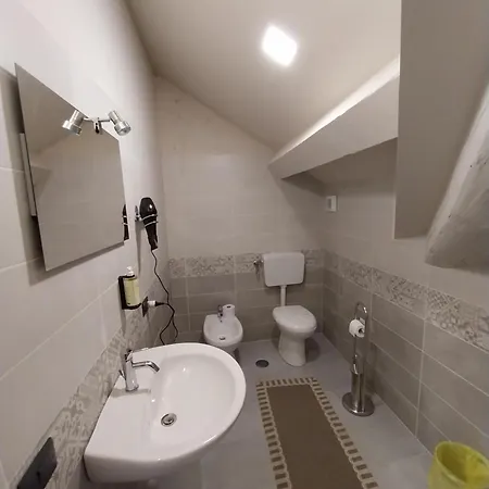 Bed & Breakfast Staziona E Dormi