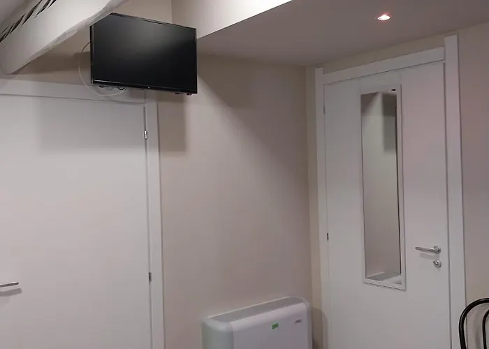 Staziona E Dormi Couette-café 3*