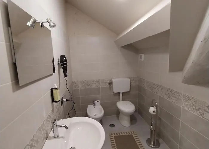 Couette-café Staziona E Dormi